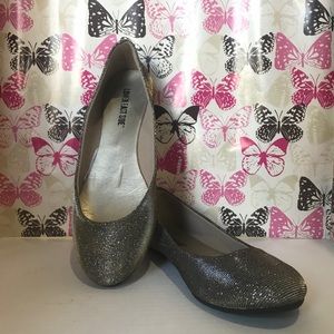 Gold glitter flats